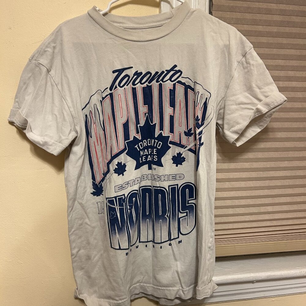 Toronto Maple Leafs Abercrombie T-shirt